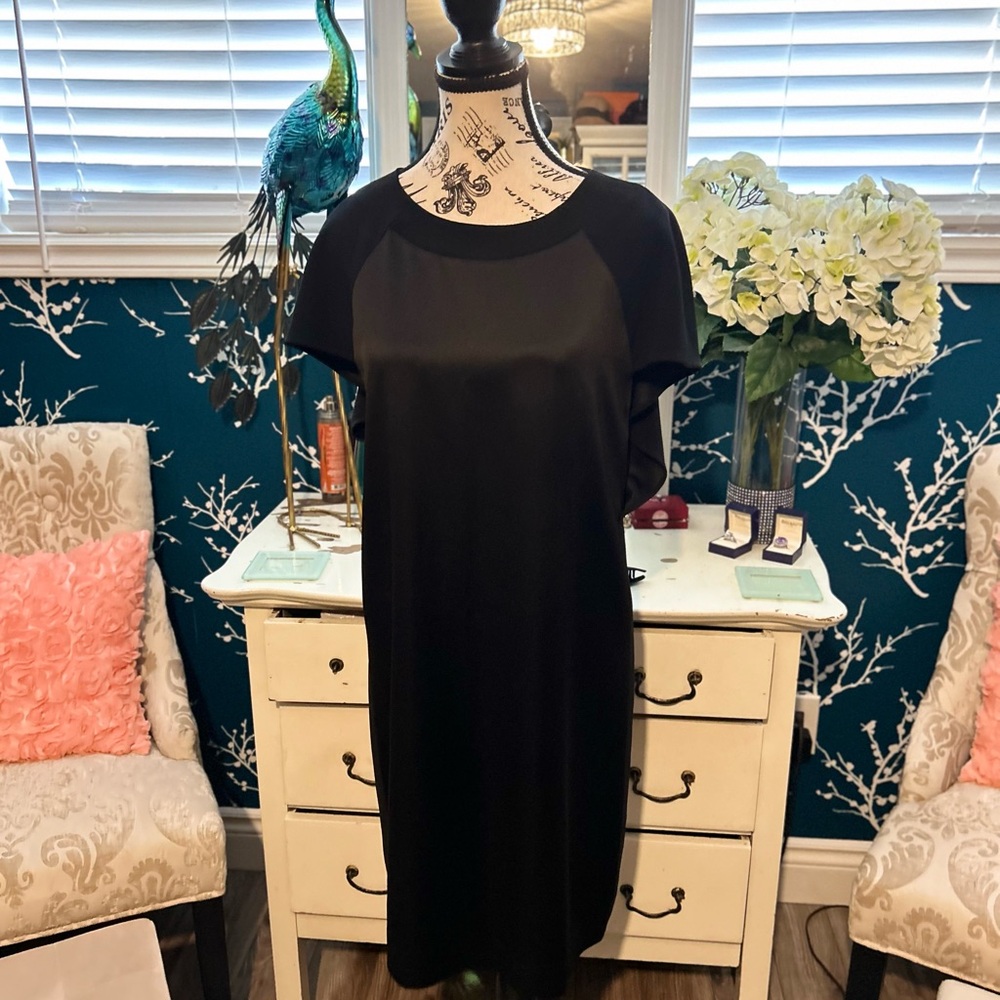 This GERARD DAREL ,BLACK DRESS Is very ELEGANT  size 38
♥️🛍️ - Picture 9 of 14